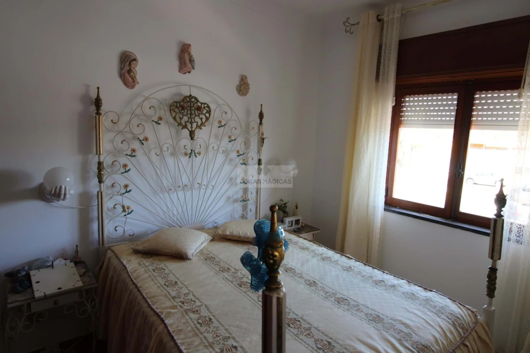 Moradia T3 para Venda em Odiaxere Foto 27