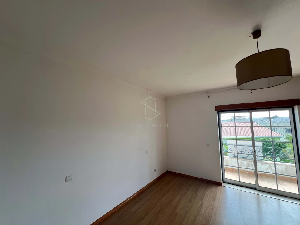Apartamento T4 para Venda em Pataias e Martingança Foto 36