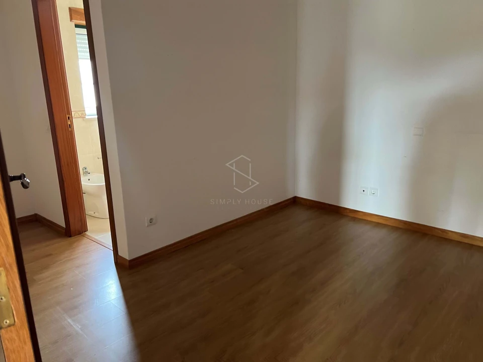 Apartamento T4 para Venda em Pataias e Martingança Foto 27