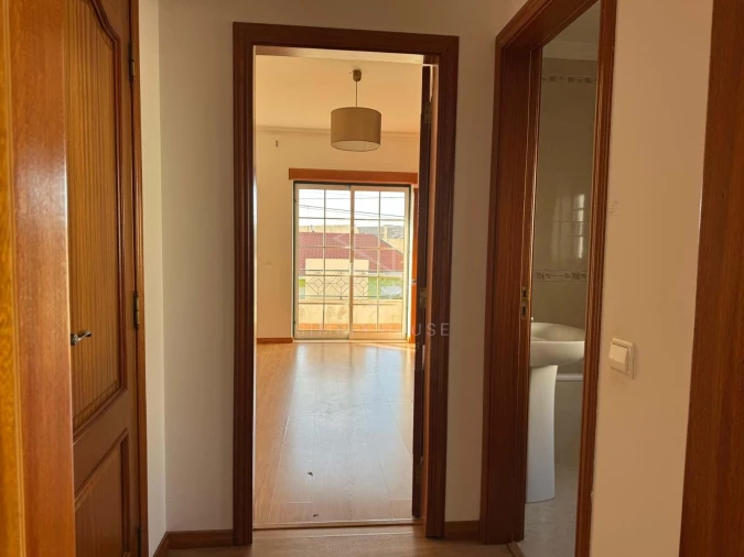 Apartamento T4 para Venda em Pataias e Martingança Foto 33