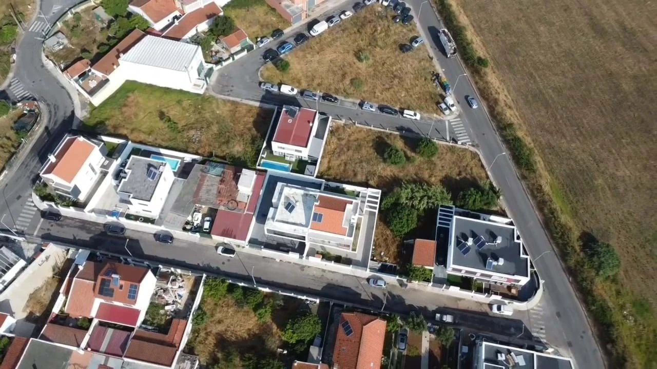 Terreno para Venda em São Domingos de Rana Foto 20
