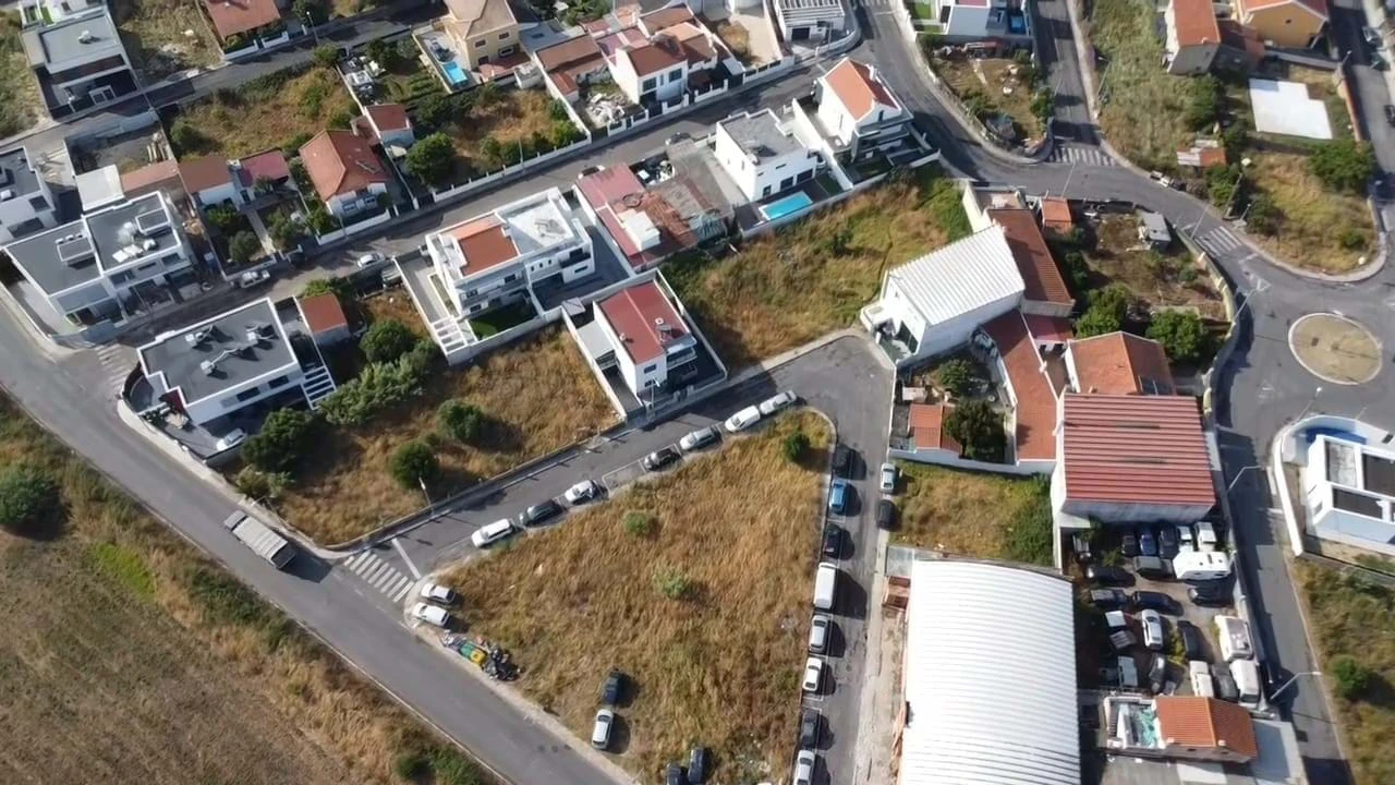 Terreno para Venda em São Domingos de Rana Foto 22