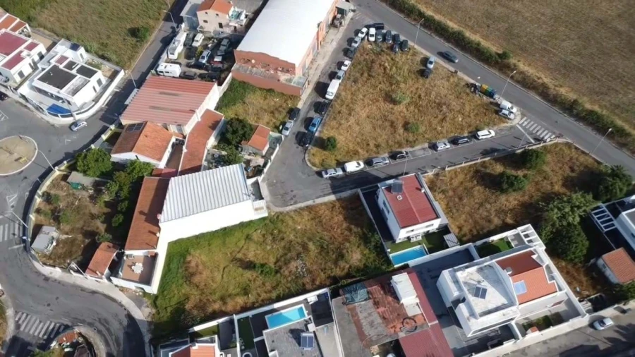 Terreno para Venda em São Domingos de Rana Foto 24