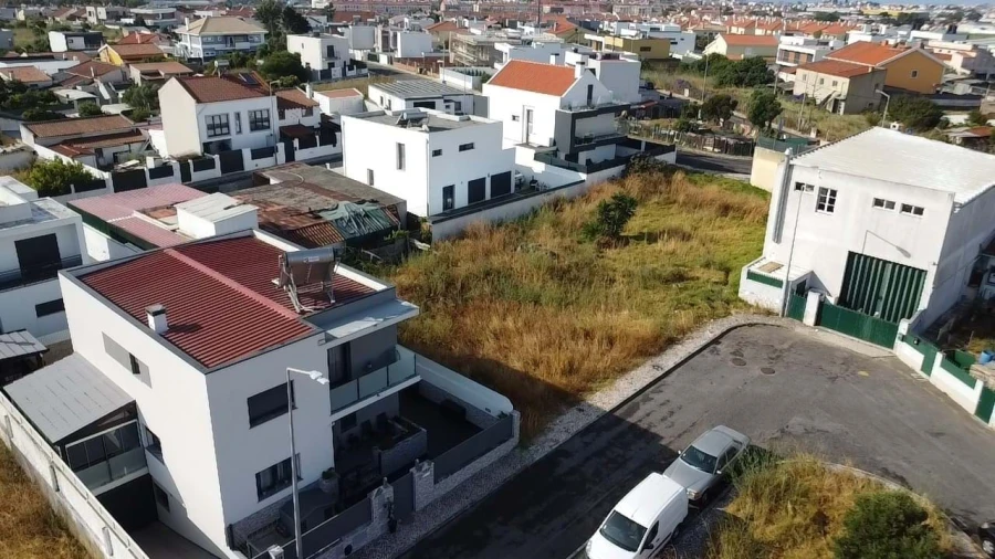 Terreno para Venda em São Domingos de Rana Foto 13