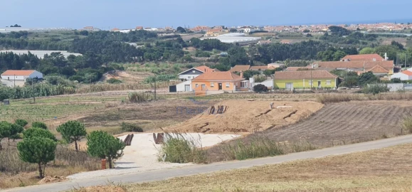 Terreno para Venda em A dos Cunhados e Maceira