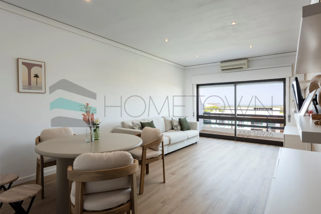 Apartamento T2 para Venda em Quarteira Foto 2