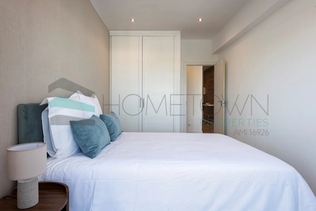Apartamento T2 para Venda em Quarteira Foto 4