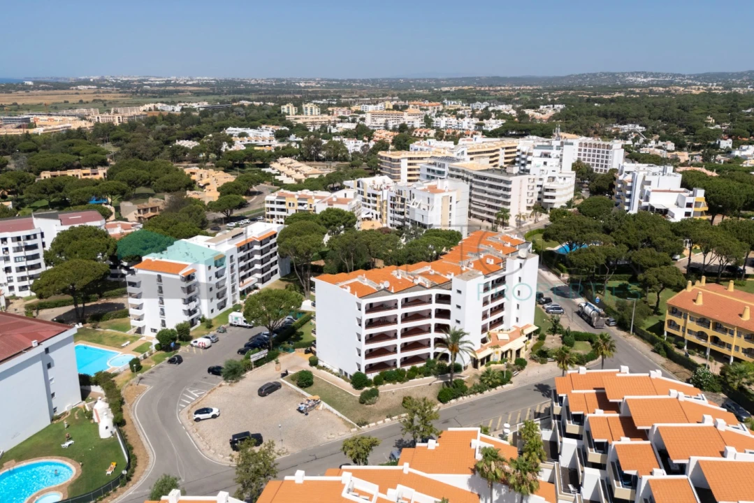 Apartamento T2 para Venda em Quarteira Foto 26