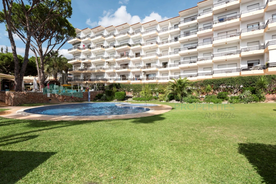 Apartamento T2 para Venda em Quarteira Foto 5