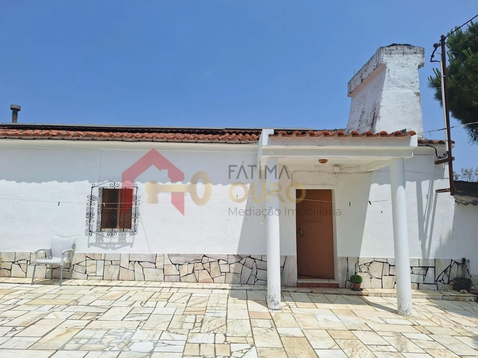 Quinta T4 para Venda em São Bras e São Lourenço Foto 5