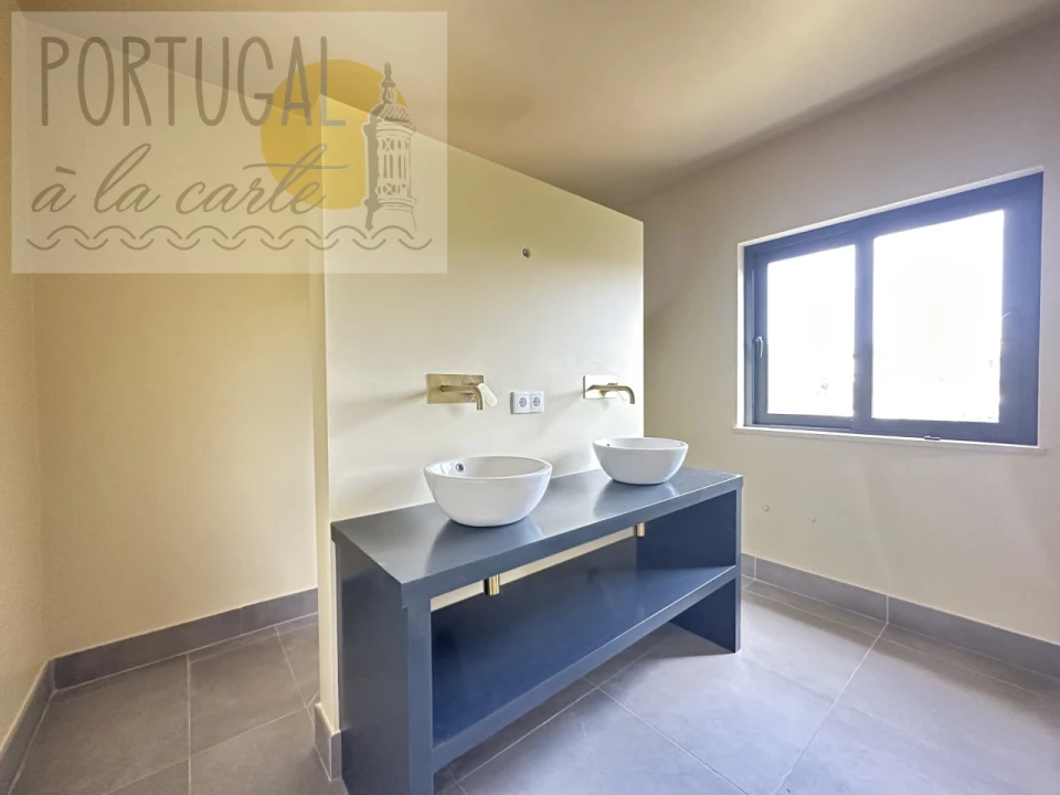 Moradia T4 para Venda em Paderne Foto 31