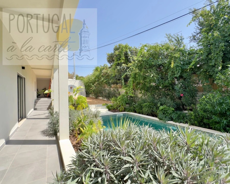 Moradia T4 para Venda em Paderne Foto 72