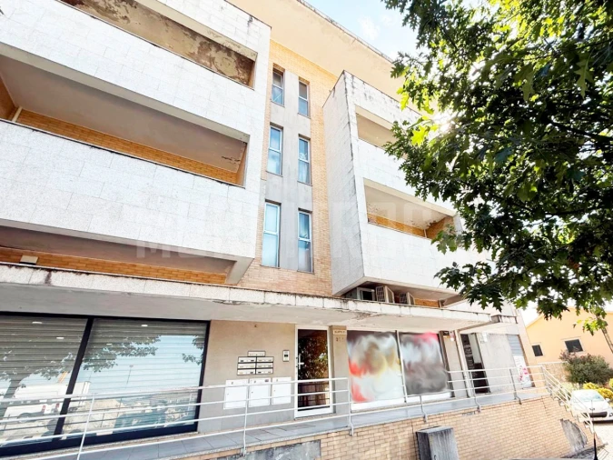 Loja para Venda em Nogueira, Fraião e Lamaçães Foto 3