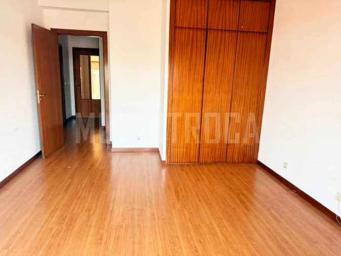 Apartamento T2 para Venda em Nogueiró e Tenões Foto 4