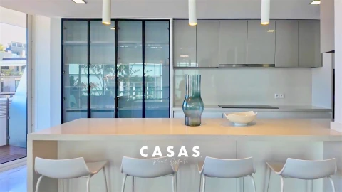 Apartamento T4 para Venda em Funchal (São Pedro)