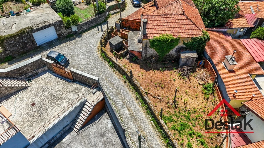 Moradia T2 para Venda em Oliveira de Frades, Souto de Lafões e Sejães Foto 4