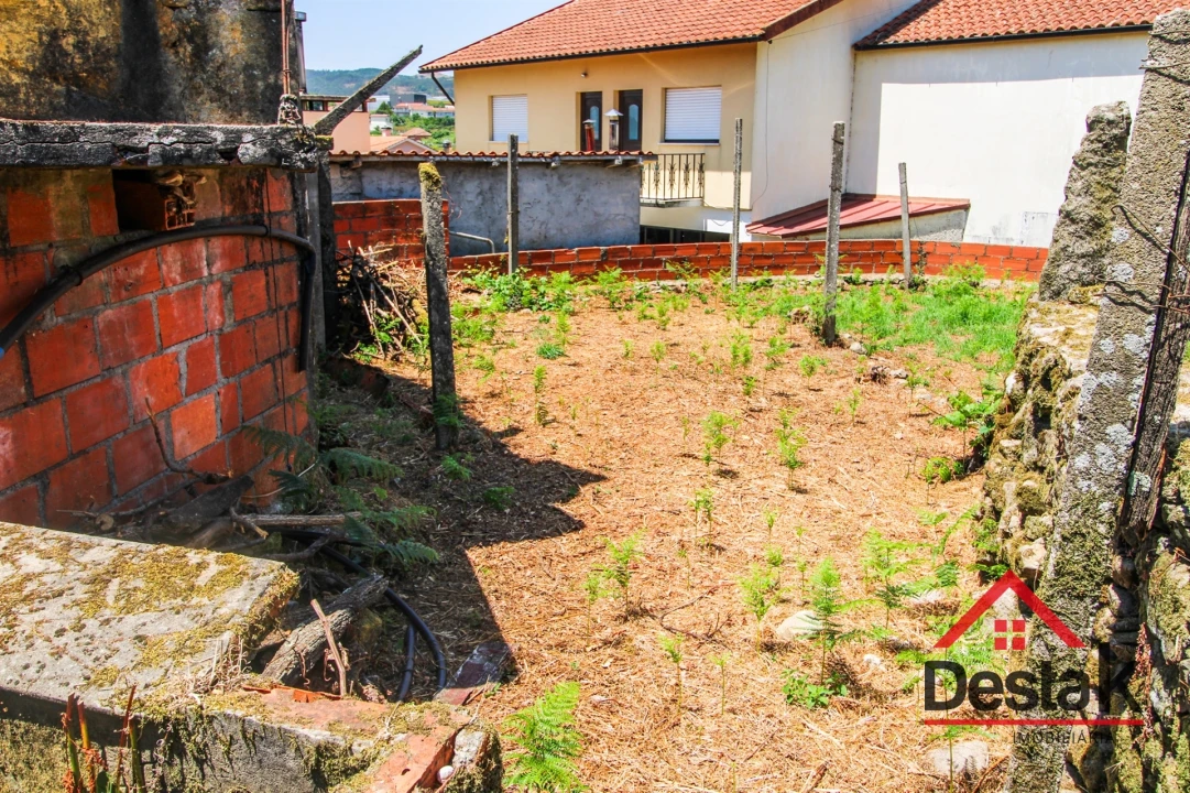 Moradia T2 para Venda em Oliveira de Frades, Souto de Lafões e Sejães Foto 14