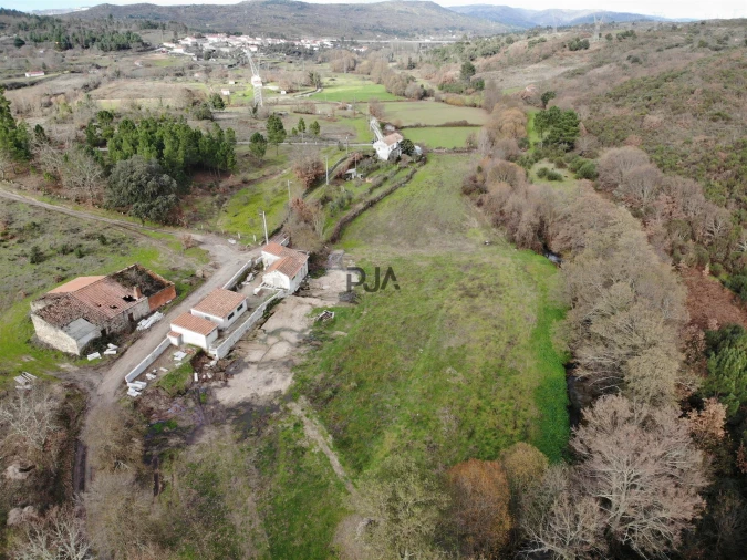 Moradia T6 para Venda em São Pedro e Santa Maria e Vila Boa do Mondego Foto 32
