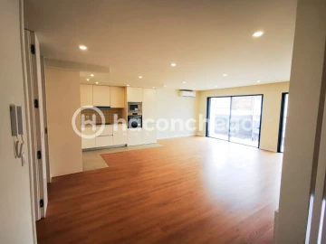 Moradia T4 para Venda em Arcozelo