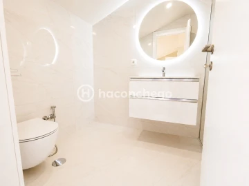 Apartamento T4 para Venda em Arcozelo