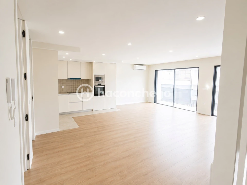 Apartamento T4 para Venda em Arcozelo Foto 4