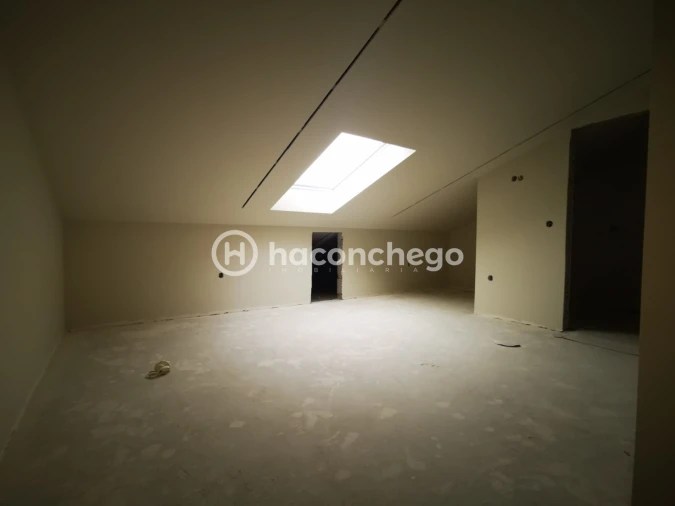 Apartamento T4 para Venda em Arcozelo Foto 20