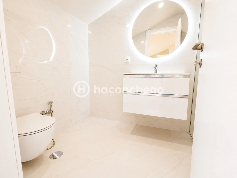 Apartamento T4 para Venda em Arcozelo Foto 21