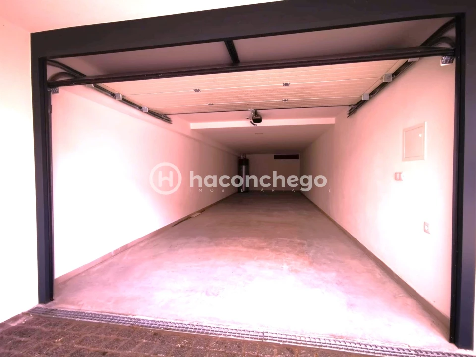 Moradia T4 para Venda em Arcozelo Foto 24