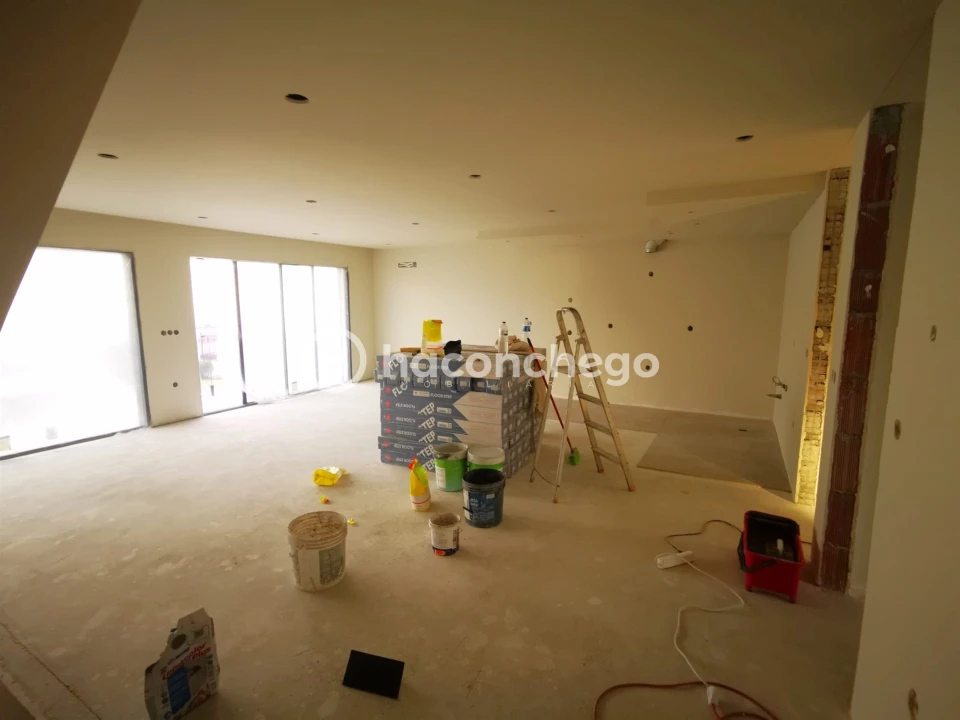 Apartamento T4 para Venda em Arcozelo Foto 7