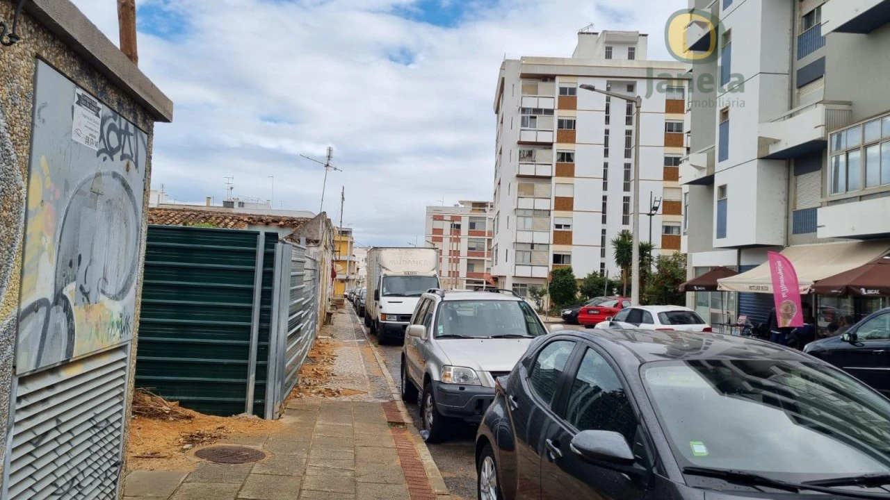 Terreno para Venda em Faro (Sé e São Pedro) Foto 7