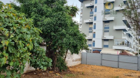 Terreno para Venda em Faro (Sé e São Pedro)