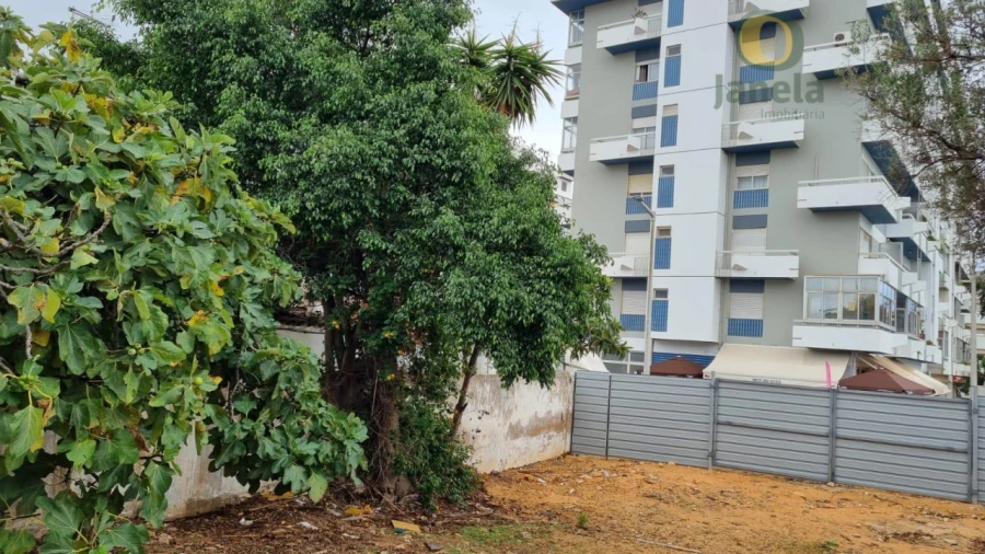 Terreno para Venda em Faro (Sé e São Pedro) Foto 6