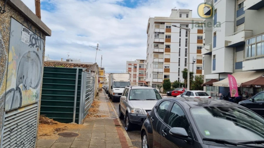 Terreno para Venda em Faro (Sé e São Pedro) Foto 7