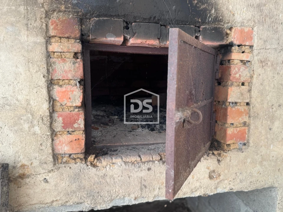 Moradia T5 para Venda em Forno Telheiro Foto 24