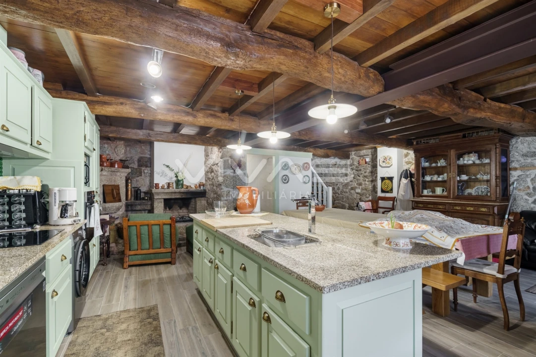 Moradia T3 para Venda em Sande, Vilarinho, Barros e Gomide Foto 21