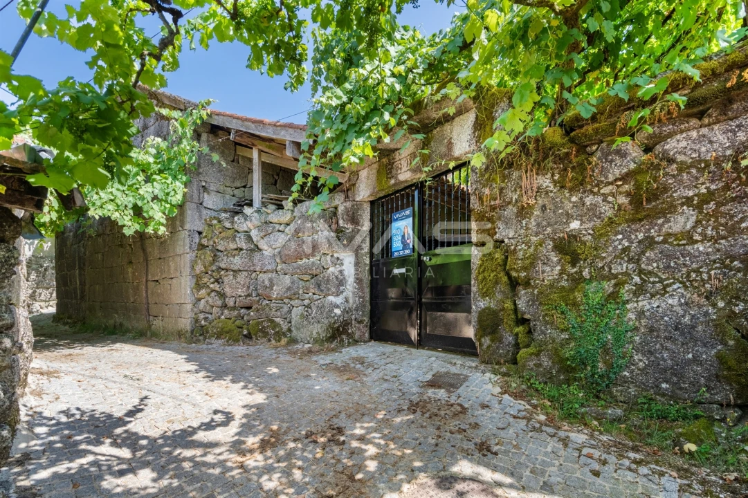 Moradia T0 para Venda em Chamoim e Vilar Foto 6