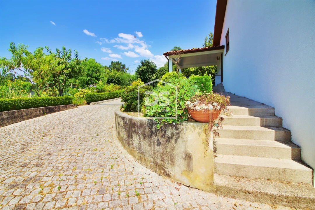 Moradia T3 para Venda em Marco Foto 31