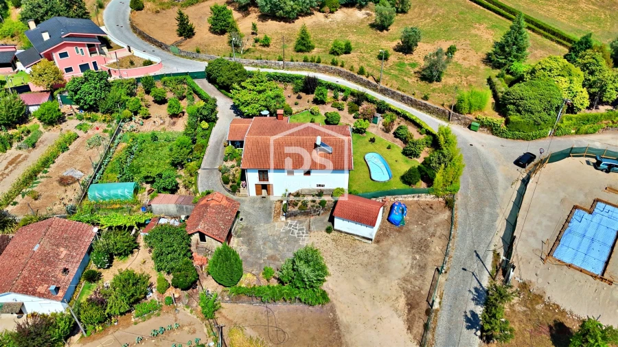 Moradia T3 para Venda em Marco Foto 36