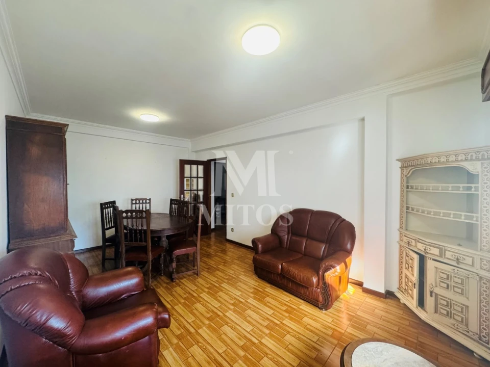 Apartamento T2 para Arrendamento em Santa Maria Maior e Monserrate e Meadela Foto 2