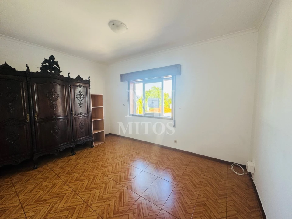 Apartamento T2 para Arrendamento em Santa Maria Maior e Monserrate e Meadela Foto 6