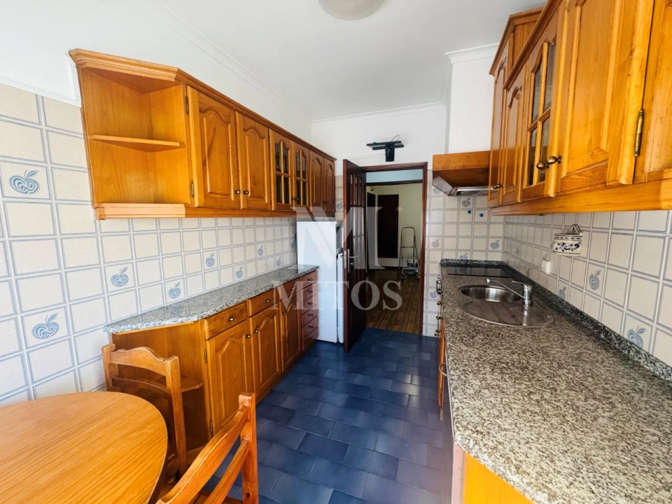 Apartamento T2 para Arrendamento em Santa Maria Maior e Monserrate e Meadela Foto 12