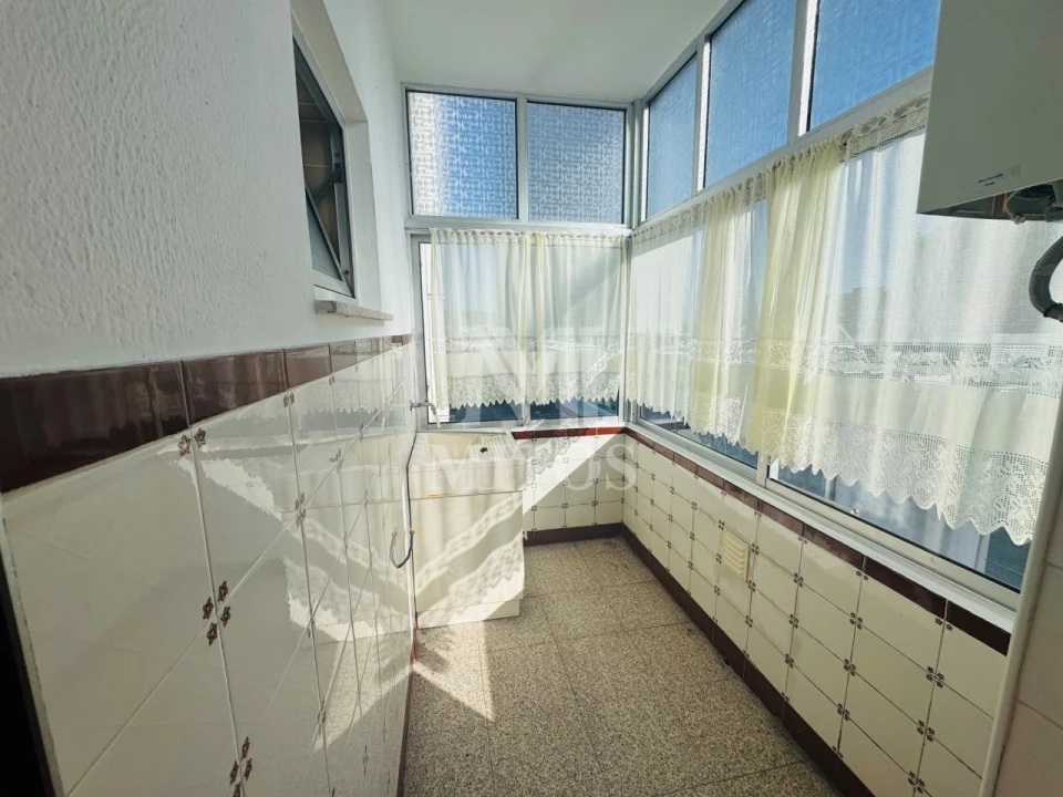 Apartamento T2 para Arrendamento em Santa Maria Maior e Monserrate e Meadela Foto 13