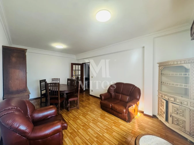Apartamento T2 para Arrendamento em Santa Maria Maior e Monserrate e Meadela Foto 2