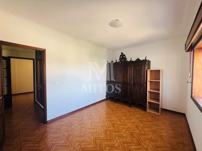 Apartamento T2 para Arrendamento em Santa Maria Maior e Monserrate e Meadela Foto 8