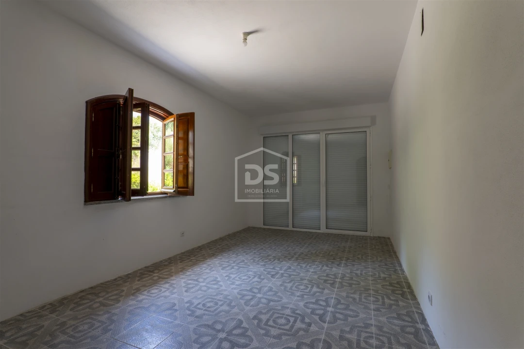 Moradia T3 para Venda em Santiago de Besteiros Foto 35