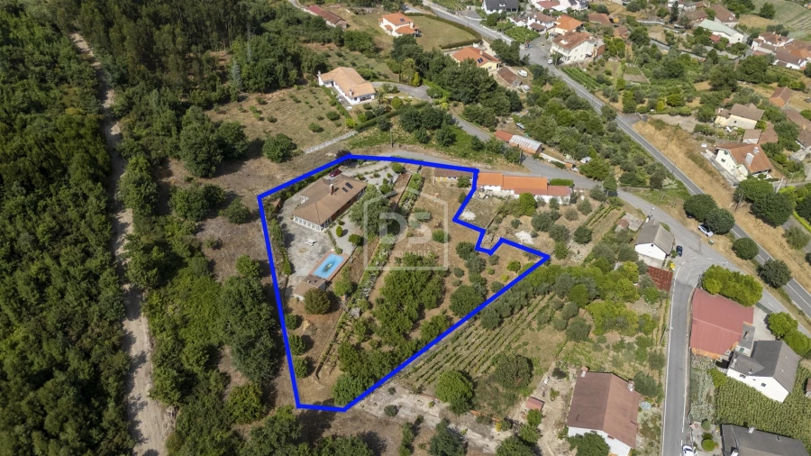 Moradia T3 para Venda em Santiago de Besteiros Foto 2