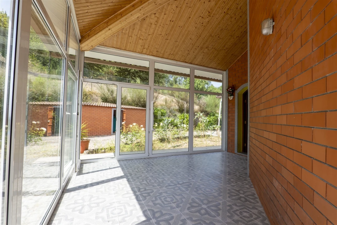 Moradia T3 para Venda em Santiago de Besteiros Foto 38