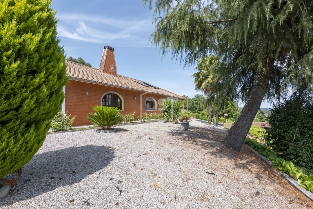 Moradia T3 para Venda em Santiago de Besteiros Foto 39