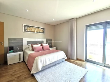 Apartamento T3 para Venda em Pechão