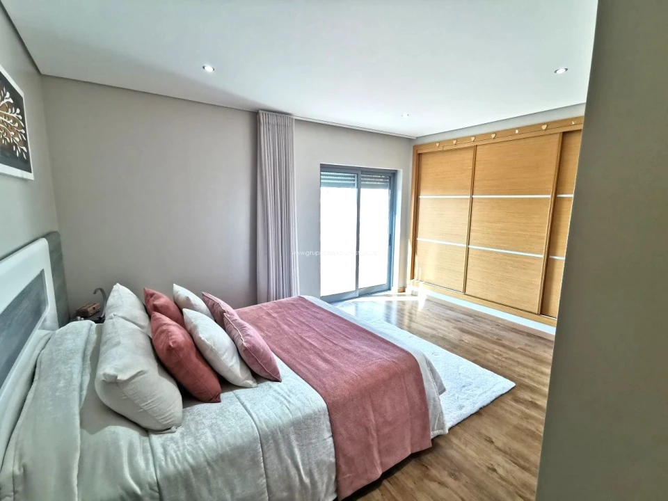 Apartamento T3 para Venda em Pechão Foto 19